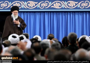 رهبر معظم انقلاب در دیدار مسئولان نظام و سفرای کشورهای اسلامی:

حمله‌ به سوریه یک جنایت است/سرزمین فلسطین به ملت آن باز خواهد گشت/ فلسفه اصرار ایران در حمایت از موضوع فلسطین، ایستادگی در مقابل ظالم است 2