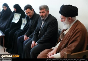 دیدار خانواده‌های دو شهید نیروی انتظامی با رهبر معظم انقلاب 3