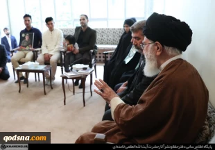 دیدار خانواده‌های دو شهید نیروی انتظامی با رهبر معظم انقلاب 5