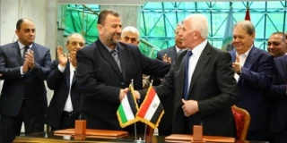 روزنامه الحیات لندن:

مصر پیشنهاد خود برای آشتی ملی را تغییر داد