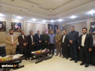 در دیدار صمیمانه نماینده جنبش جهاداسلامی فلسطین در ایران با فرمانده سپاه قدس گیلان مطرح شد؛


در آرزوی نبرد آخر با اسرائیل هستیم / انتهای این مسیر یقینا" پیروزی خواهد بود  2