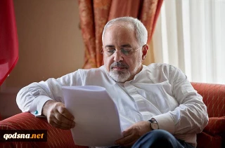 وزیر امورخارجه جمهوری اسلامی ایران: 

عمیقا از فوت کوفی عنان غمگین شدم