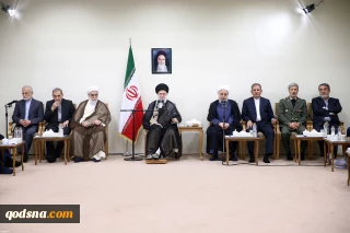 رهبر انقلاب در دیدار اعضای هیات دولت:

مذاکره با مسئولان وقیح و هتاک امریکا در هیچ سطحی انجام نخواهد شد/ مسئولان اقتصادی در حل مشکلات باید شب و روز نشناسند/ شاخص‌های حکومت علوی عدالت، پاکدامنی، پارسایی است