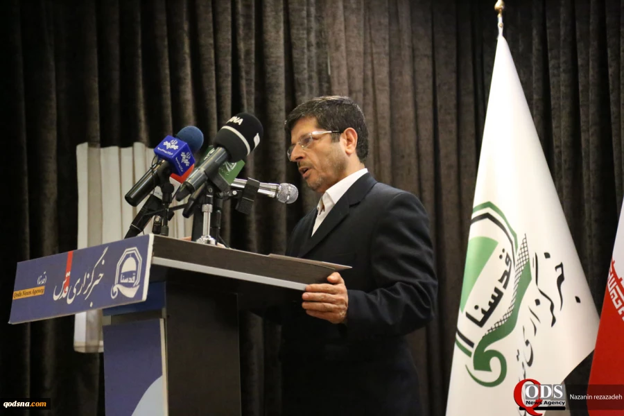 في كلمته خلال مراسم تدشين النسخة الملاوية لموقع وكالة القدس‌للانباء(قدسنا)

خامه يار: غاية الامريكا والصهاينة هي تقسيم الشرق الأوسط إلى دويلات وأقاليم وفقًا لمصالح الدول الغربية 2