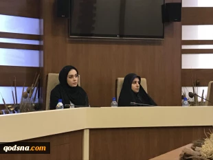 در چهل و هفتمین نشست کبوتران مسجد دوردست عنوان شد:

شکیبایی: امام (ره) به آبستن هایی که واقیعت از آن سرچشمه می گیرد نظر داشت/ دستمالچیان: حیثیت جمهوری اسلامی ایران دفاع از مظلوم و نماد آن فلسطین است 6