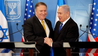 وزير الخارجية الإيراني مخاطبا الساسة الامريكيين:

ليس عاديا ان تعاقبوا الشعب الفلسطيني الذي يرفض تسليم ارضه وكرامته لحليفكم الذي هو كيان عنصري