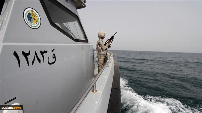 Yemenis destroy Saudi military boat, kill all on board: Al-Masirah
 2