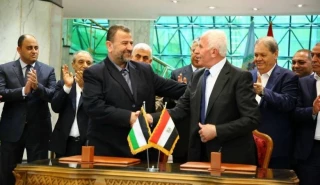 روزنامه الاخبار لبنان اعلام کرد:

از سرگیری مذاکرات پرونده آشتی ملی پس از عید فطر