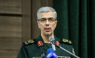 در بازدید از صنایع هوایی وزارت دفاع؛

سرلشکر باقری: در آستانه ساخت موتورهای هواپیما و بالگرد قرار داریم