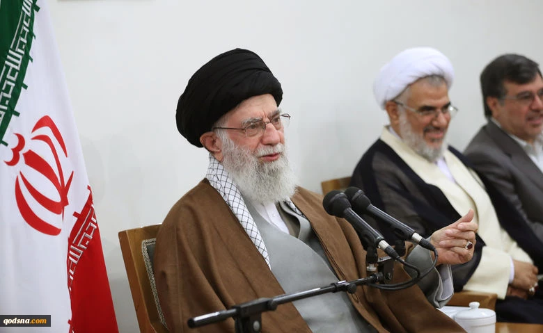 قائد الثورة الإسلامية: الشهيد رمز للتضحية وبذل النفس دفاعا عن الحق 2