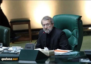 لاریجانی در صحن مجلس:

آمریکایی‌ها باید از منطقه فرار کنند/ پاسخ کوبنده‌ای‌ می‌دهیم