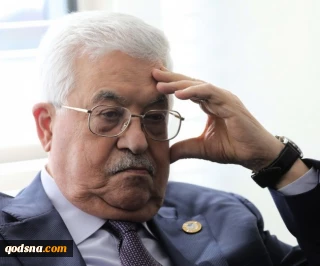 خلال اتصال هاتفي مع رئيس الوزراء البريطاني

محمود عباس يبدي استعداده الذهاب لمفاوضات بمجرد وقف خطة الضم