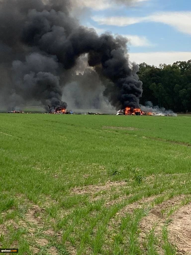 فلسطین الیوم به نقل از منابع اسرائیلی:

یک فروند بالگرد ارتش رژیم صهیونیستی در منطقه الجلیل سقوط کرد 2
