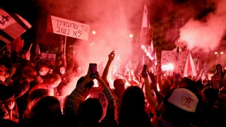 Anti-Netanyahu protests continue in Tel Aviv, Al-Quds