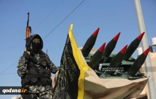 عرضت السرايا صواريخ وأسلحة استخدمت في المعركة

عرض عسكري لـ"سرايا القدس" احتفاءً بانتصار المقاومة في معركة "سيف القدس" في رفح