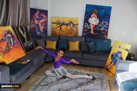 Gaza artist mixes beauty with pain in her ballet paintings
 3
