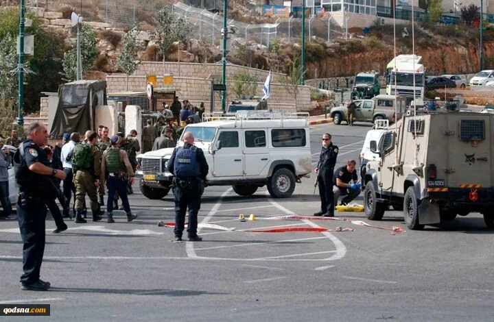 مقتل جندي صهيوني في منطقة "يافا" شرقي فلسطين
 2