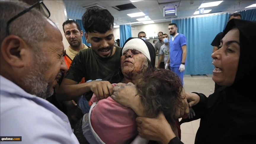 فلسطین الان:

بیش از 100 فلسطینی در حملات امروز جنگنده های رژیم صهیونیستی از بامداد امروز جمعه به شهادت رسیدند
 2