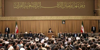 قائد الثورة الإسلامية: المقاومة الفلسطينية مرغت أنف الصهاينة بالتراب والدول الإسلامية التي تساعد كيان العدو ستندم