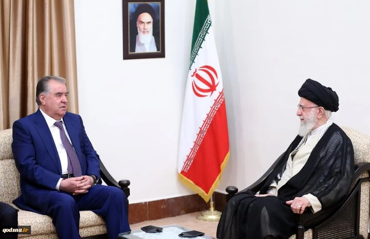 رهبر انقلاب در دیدار رئیس جمهور تاجیکستان تاکید کردند:
لزوم همکاری‌های بیشتر برای حفظ و گسترش زبان فارسی 2