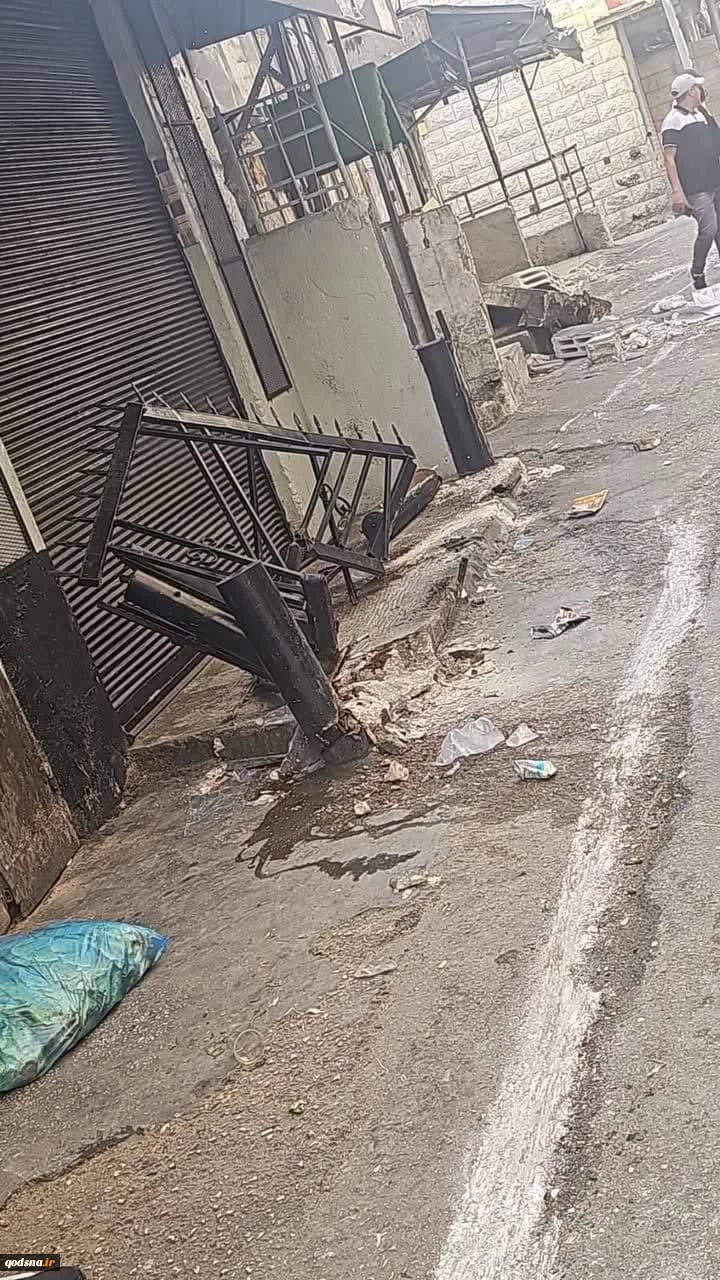 تخریب اماکن در بازار کمپ آوارگان بلاته در شرق شهر نابلس واقع در کرانه باختری از سوی بولدوزرهای ارتش رژیم صهیونیستی 3