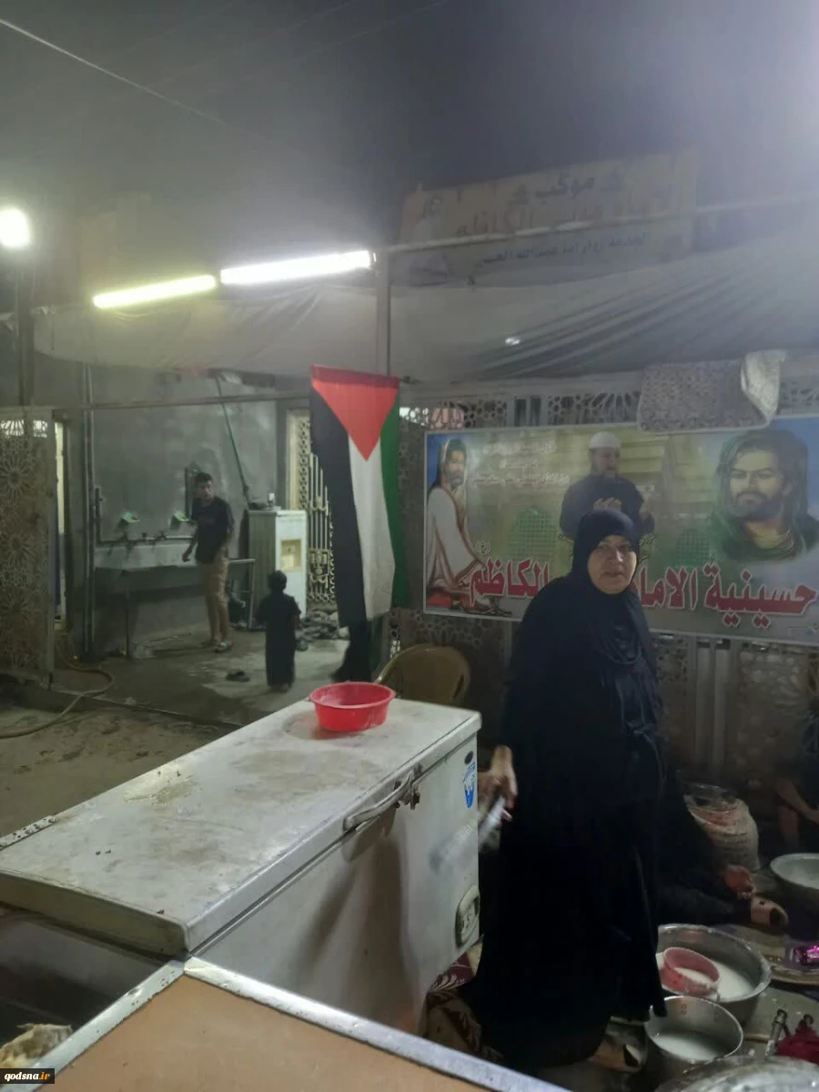تصاویر ارسالی خبرنگار قدسنا از پیاده روی زائران اربعین حسینی با پرچم فلسطین در مسیر کربلا(بخش چهارم) 7
