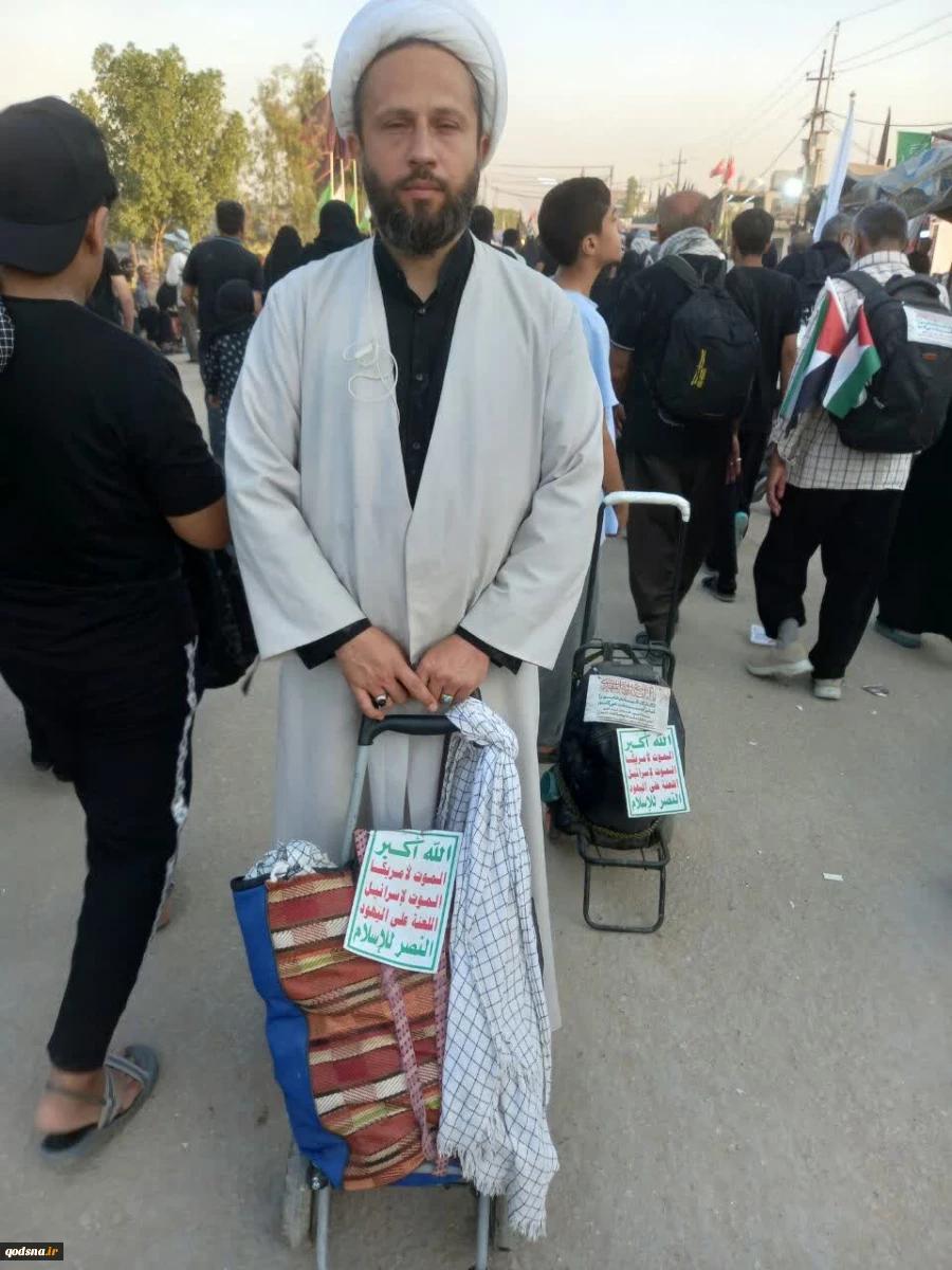 تصاویر ارسالی خبرنگار قدسنا از  پیاده روی زائران اربعین حسینی با پرچم فلسطین در مسیر کربلا(بخش پنجم) 9