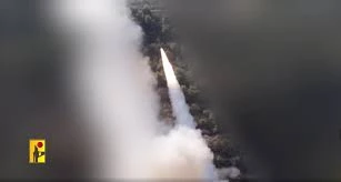 حزب الله يقصف مستوطنة "كفر بلوم".. ويجبر طائرة "هرمز 450" على مغادرة جنوبي لبنان 2