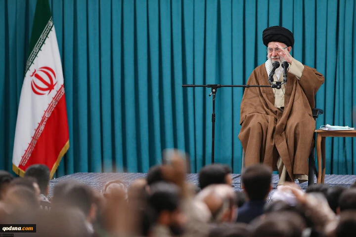 رهبر انقلاب در دیدار با بسیجیان؛

بسیج مستضعفین در کشور یک پدیده بی نظیر بود و هست/خداباوری و خودباوری، دوپایه بسیج است 2