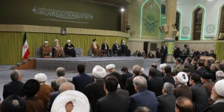 رهبر انقلاب در دیدار جمعی از مسئولان نظام، سفرای کشورهای اسلامی و قشرهای مختلف مردم:

مقاومت، جلوه‌ای از بعثت و زانو زدن رژیم صهیونیستی مقابل غزه و لبنان نتیجه آن است | شخصیتی مثل سیدحسن نصرالله از بین حزب‌الله رفت اما حزب‌الله نه فقط تمام نشد بلکه توانست در مقابل رژیم صهیونیستی بایستد