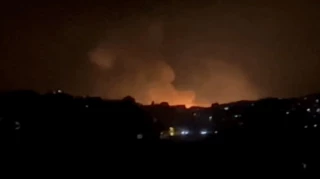 در ادامه نقض آشکار توافق آتش بس صورت گرفت؛

حملات رژیم صهیونیستی به مناطق مختلف شرق لبنان