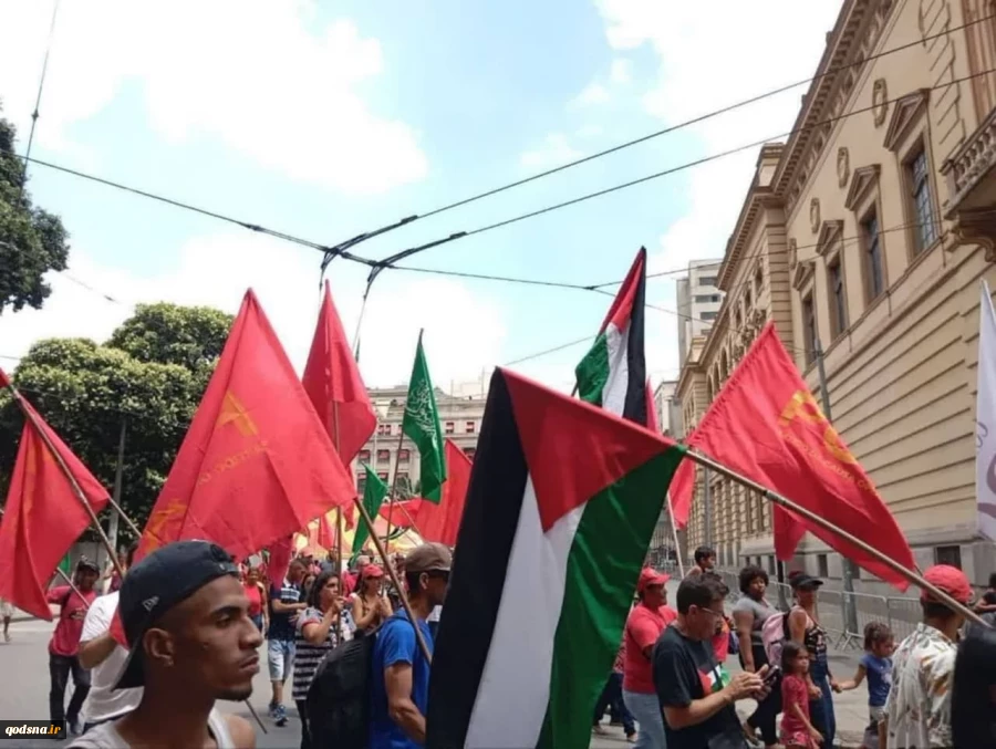 زنان برزیلی در حمایت از حقوق زنان فلسطین و مخالفت با کوچ اجباری غزه راهپیمایی کردند
 5