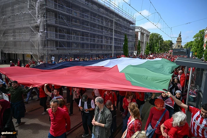 Thousands participated in demonstrations organized in Malmö, Sweden Lodi, Italy The Hague, Netherlands and the capital, Amsterdam, and other world capitals and cities in support of the Palestinian people, calling for a ceasefire and the delivery of hum