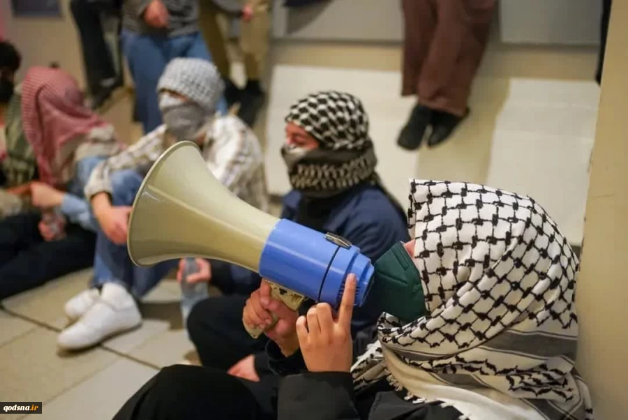 دانشجویان دانشگاه هنر و دانشگاه فنی برلین، در اعتراض به نسل‌کشی و محاصره غزه از سوی رژیم صهیونیستی کلاس ها را تعطیل و تحصن کردند 2