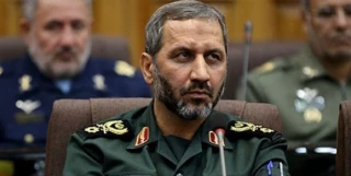 قائد الثورة والجمهورية الإسلامية يعين العميد مجيد موسوي قائداً للقوة الجو فضائية في حرس الثورة