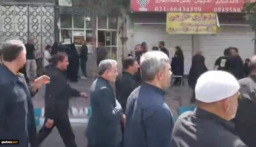 حضور چهره های لشکری وکشوری پابه پای مردم ایران در مراسم تشییع شهدای اقتدار ملی 10