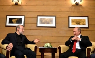 «لاریجانی» با «پوتین» در کاخ کرملین دیدار کرد