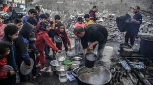 لو فیگارو: توزیع غذا در غزه به قتل‌عام فلسطینیان منجر شده است