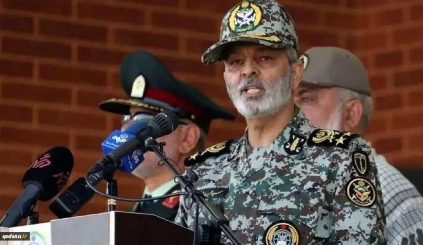 برگزاری مراسم اربعین شهدای دفاع مقدسِ ۱۲ روزه؛

سرلشکر موسوی: توان پاسخ در لحظه را داریم و از هیچ کس برای دفاع از حق‌مان اجازه نمی‌گیریم  2