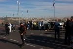 عملیات مرگبار شهادت طلبانه در قدس اشغالی

 هلاکت 5 صهیونیست و زخمی شدن 15نفر دیگر در این عملیات | ورودی های شهر  قدس اشغالی بسته شد | حماس و جهاد اسلامی تبریک گفتند 2