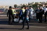 عملیات مرگبار شهادت طلبانه در قدس اشغالی

 هلاکت 5 صهیونیست و زخمی شدن 15نفر دیگر در این عملیات | ورودی های شهر  قدس اشغالی بسته شد | حماس و جهاد اسلامی تبریک گفتند 2
