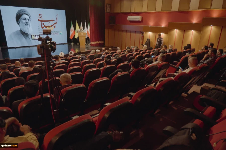 تصاویری از برگزاری محفل شعر «ماه لبنانی» در سالن مهر حوزه هنری 12
