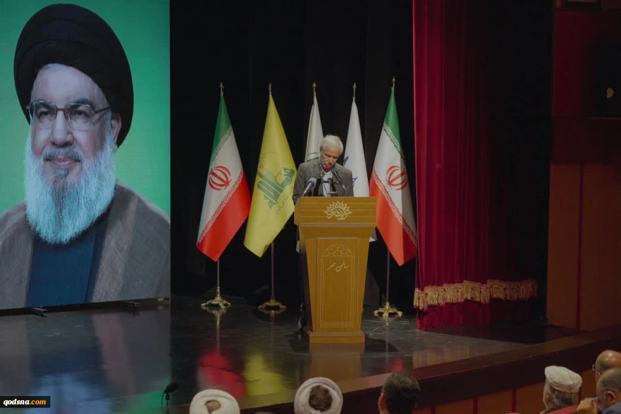 تصاویری از برگزاری محفل شعر «ماه لبنانی» در سالن مهر حوزه هنری 14