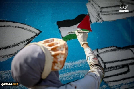 تصاویر بیشتری از دیوارنگاره هنرمندان فلسطینی  در نوار غزه برای فعالان ناوگان الصمود