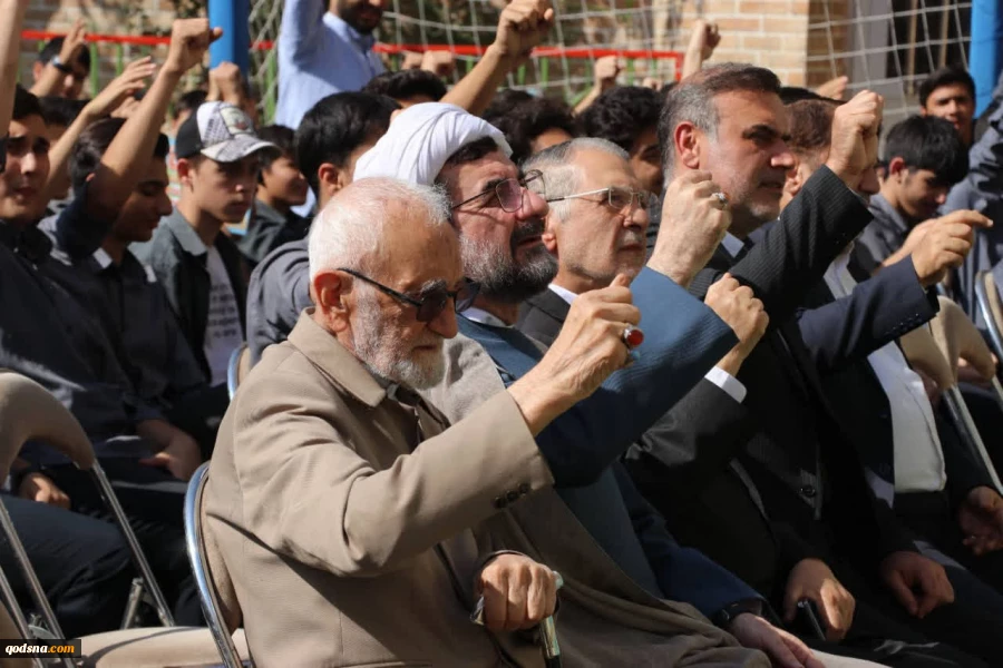 یادواره شهدای دانش آموز فلسطین و دفاع مقدس ۱۲ روزه در مدرسه  جعفری اسلامی برگزار شد 2