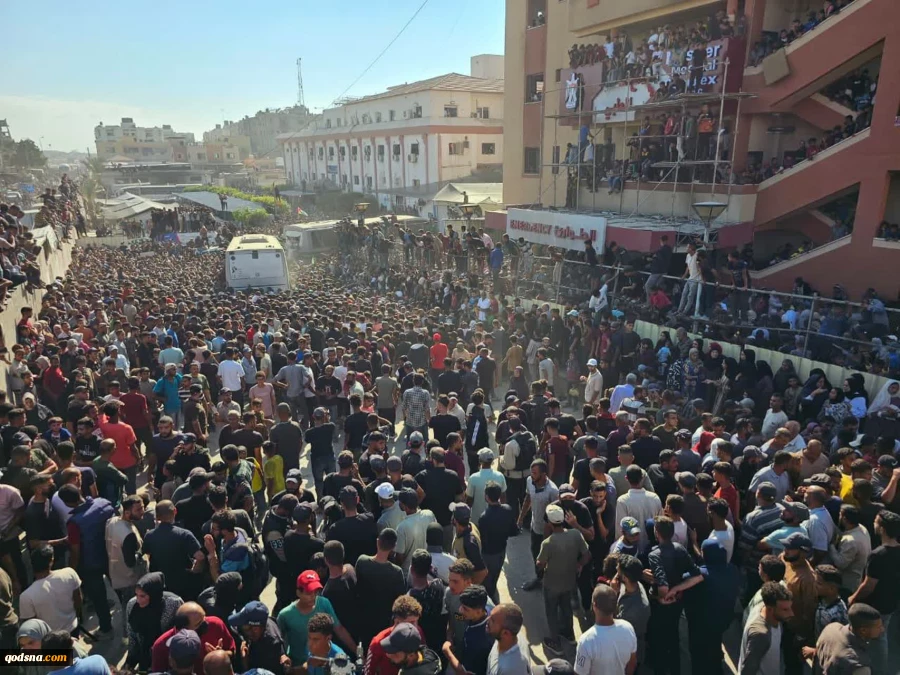 تصاویر دیگری از استقبال فلسطینی‌ها از اسرای آزاد شده در خانیونس  3