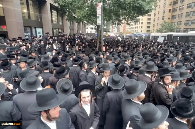 تظاهرات هزاران نفری یهودیان افراطی در نیویورک درباره سربازی اجباری 2