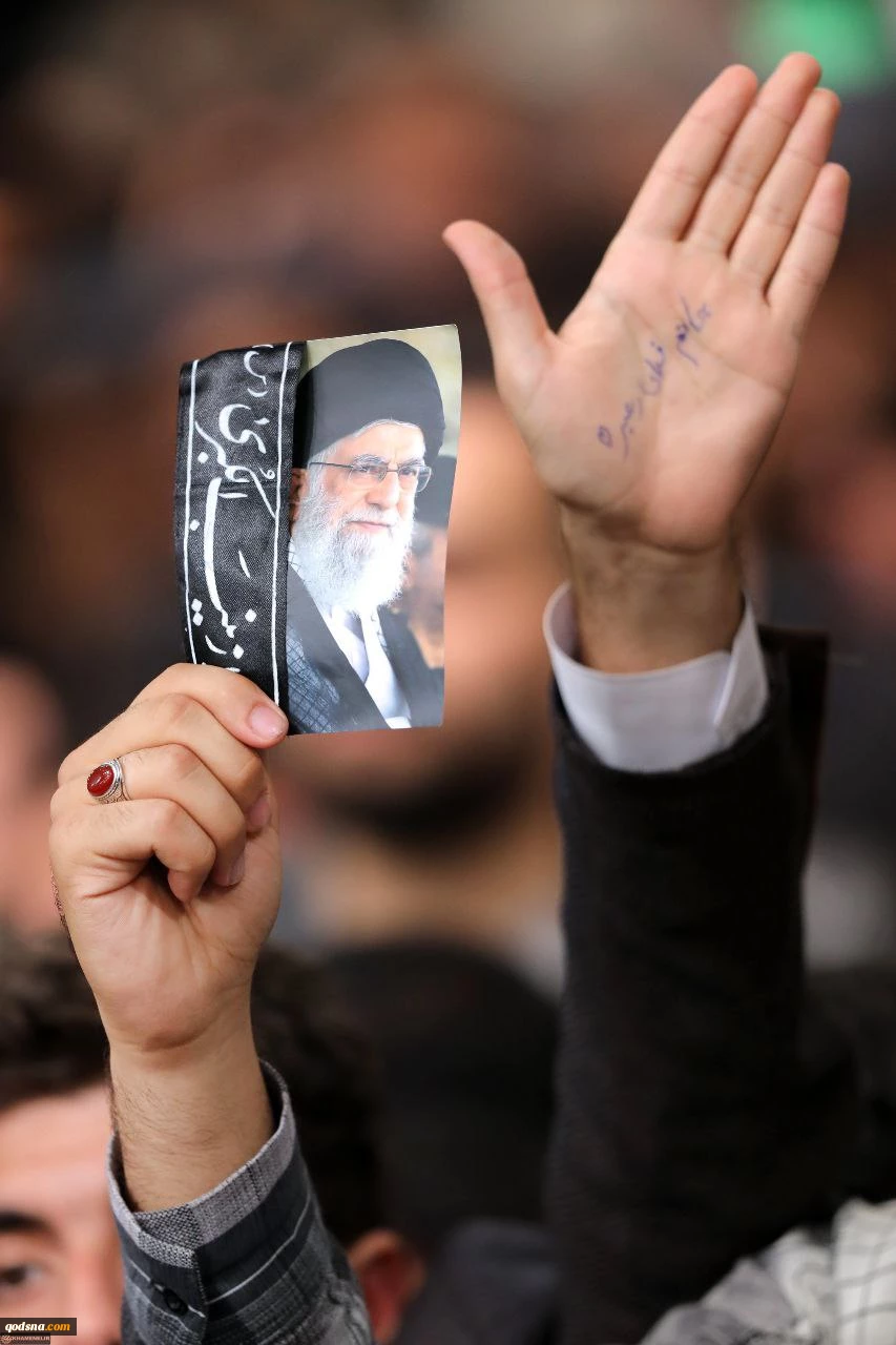 قائد الثورة الإسلامية يستقبل آلاف الطلاب والجامعيين وعدداً من عوائل شهداء الحرب المفروضة الأخيرة التي استمرت 12 يوماً 5