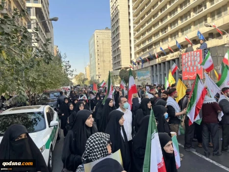مسيرات شعبية بمناسبة اليوم الوطني لمقارعة الاستكبار العالمي في طهران