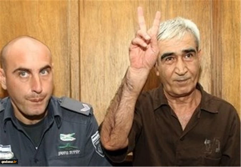 محکوم کردن شکنجه "احمد سعدات"  2